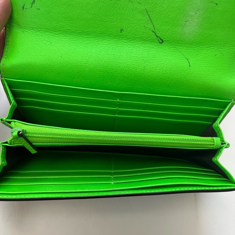 Gucci Authentic GG Canvas Green Heart Patch Long Wallet Monogram Limited Edition - Picture 6 of 12